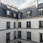 Splendid Design And Bright Apt